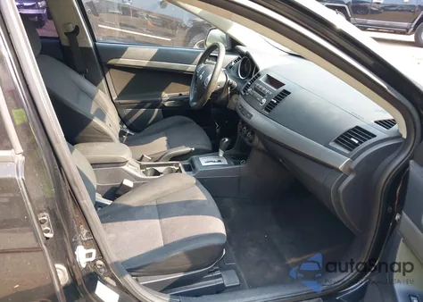 2011 Mitsubishi Lancer Sportback Es z USA, uszkodzony, nr VIN JA32X2HU5BU016129